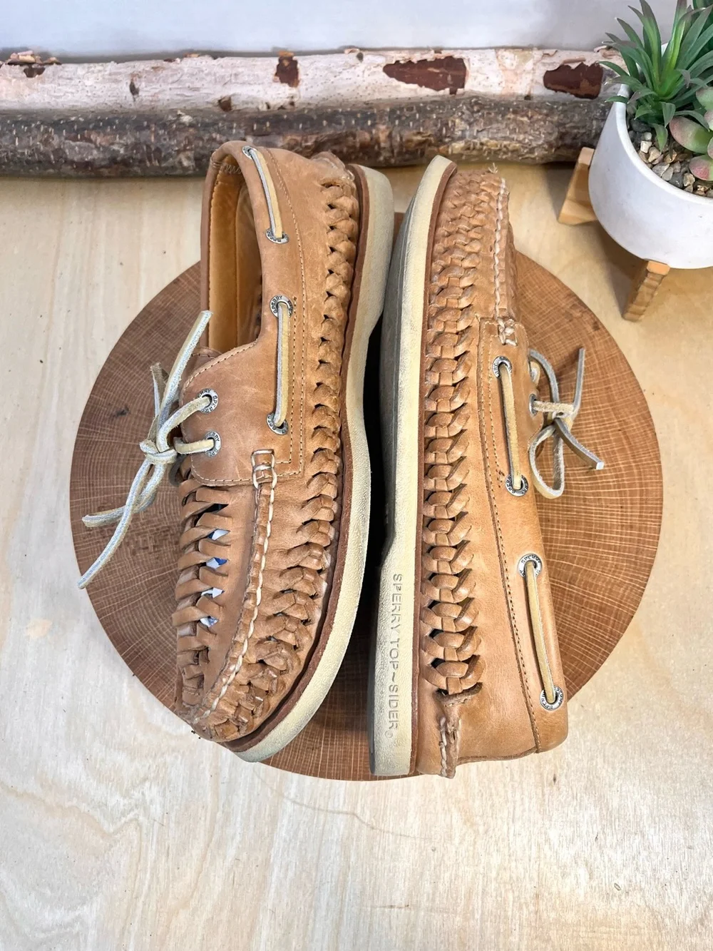 Sperry Gold Cup Tan Woven Leather Boat Shoes Size 9M Minty Clean